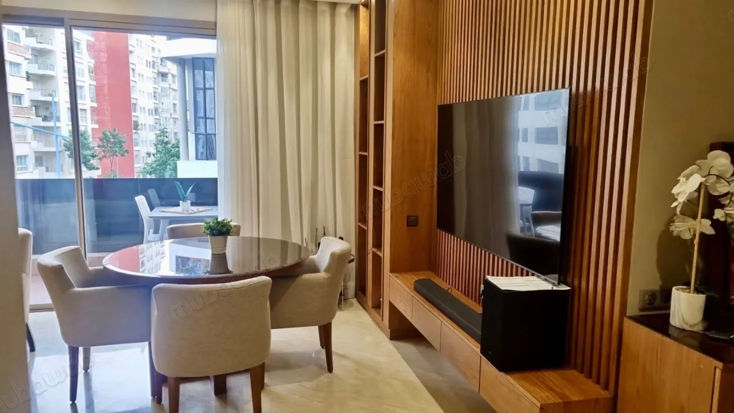 Racine – Très bel appartement meublé à louer - الدار البيضاء (2)