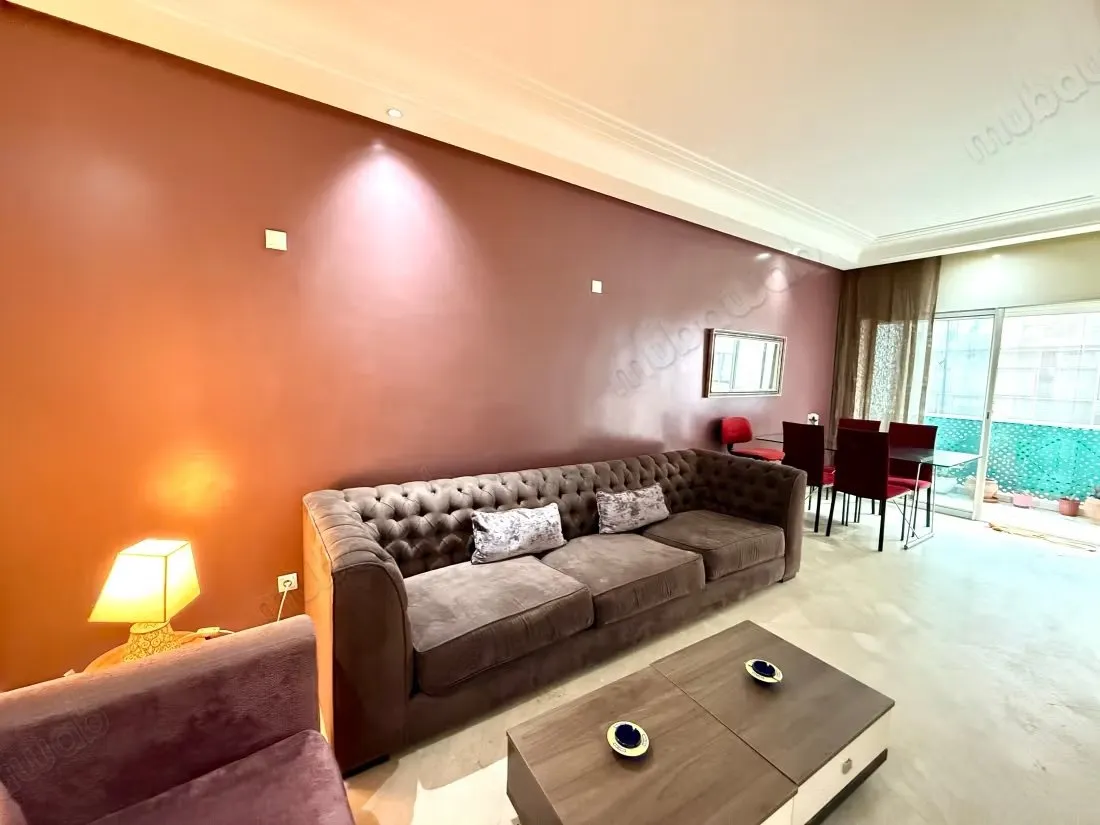 En Location Meublée: Magnifique Studio au Princesses sur Bv... - الدار البيضاء (2)