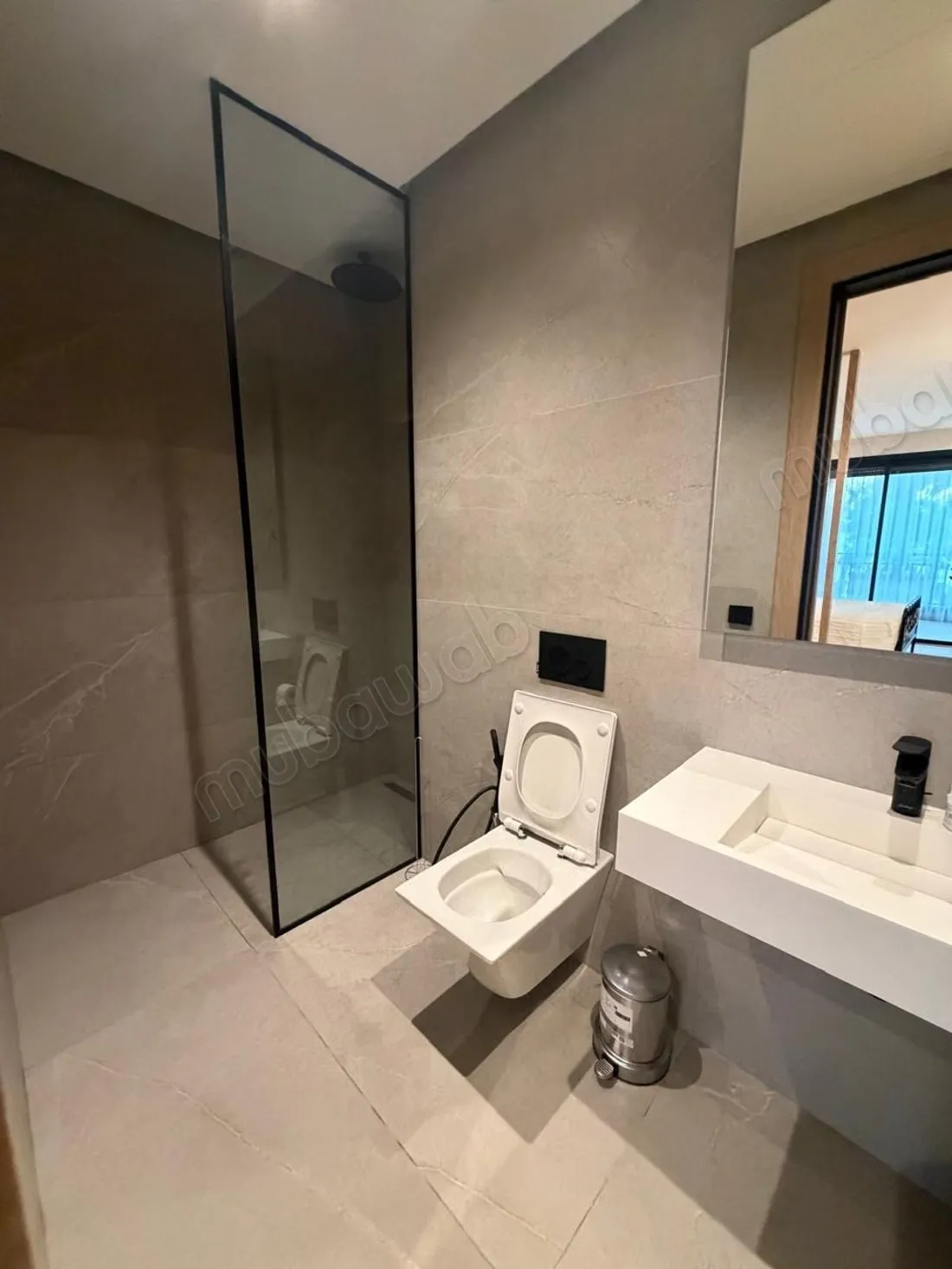Très bel appartement duplex meublé en location à Souissi - الرباط (3)