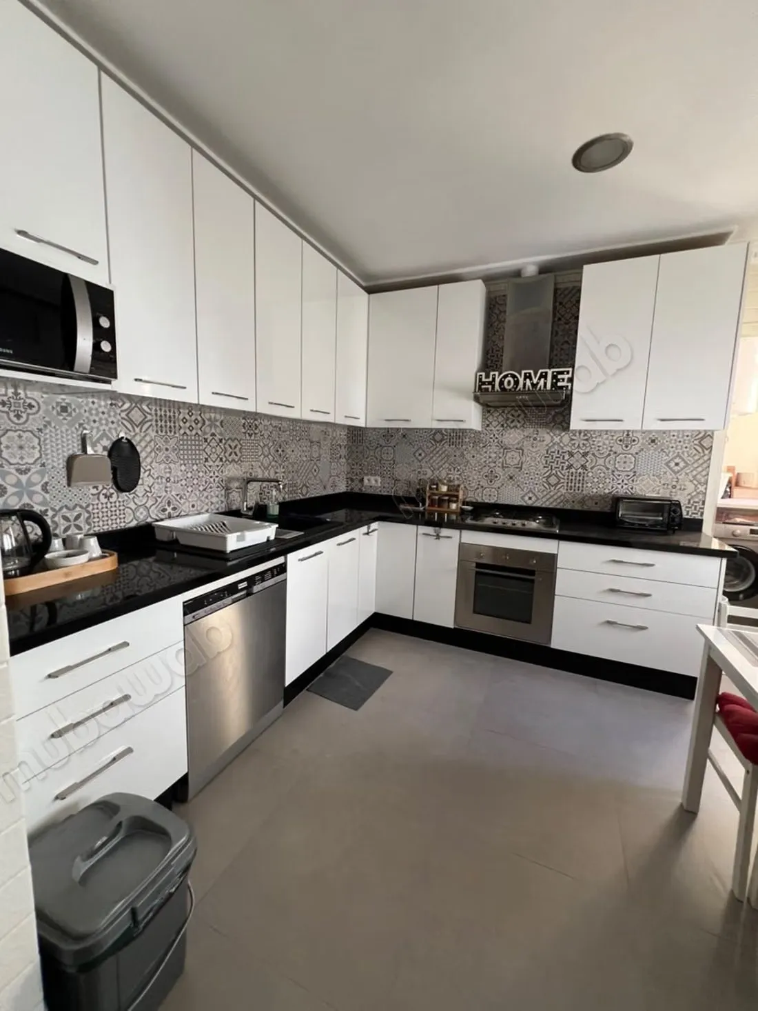 Bel appartement en location en Hassan Centre Ville.
Surface... - الرباط (2)