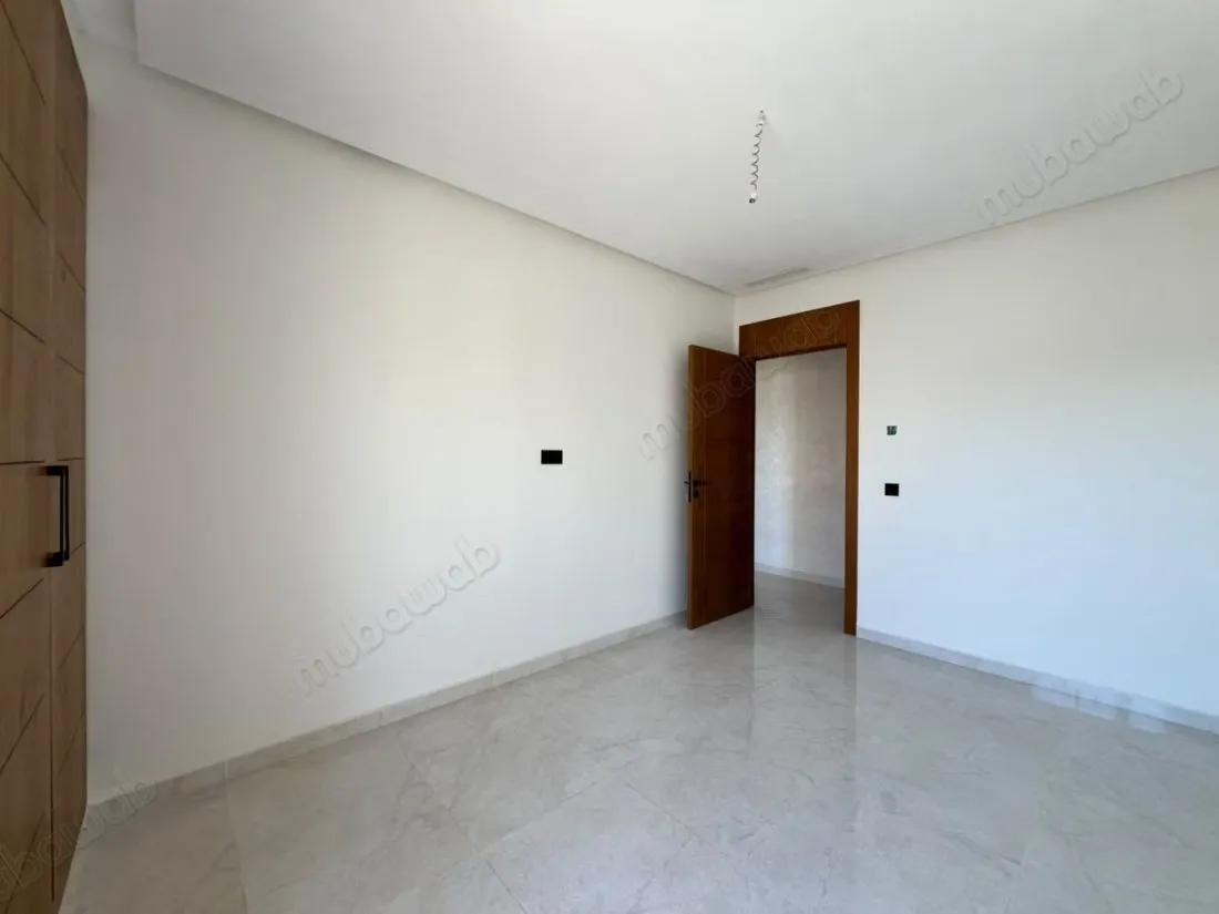 Appartement non meublé jamais habité - طنجة (2)