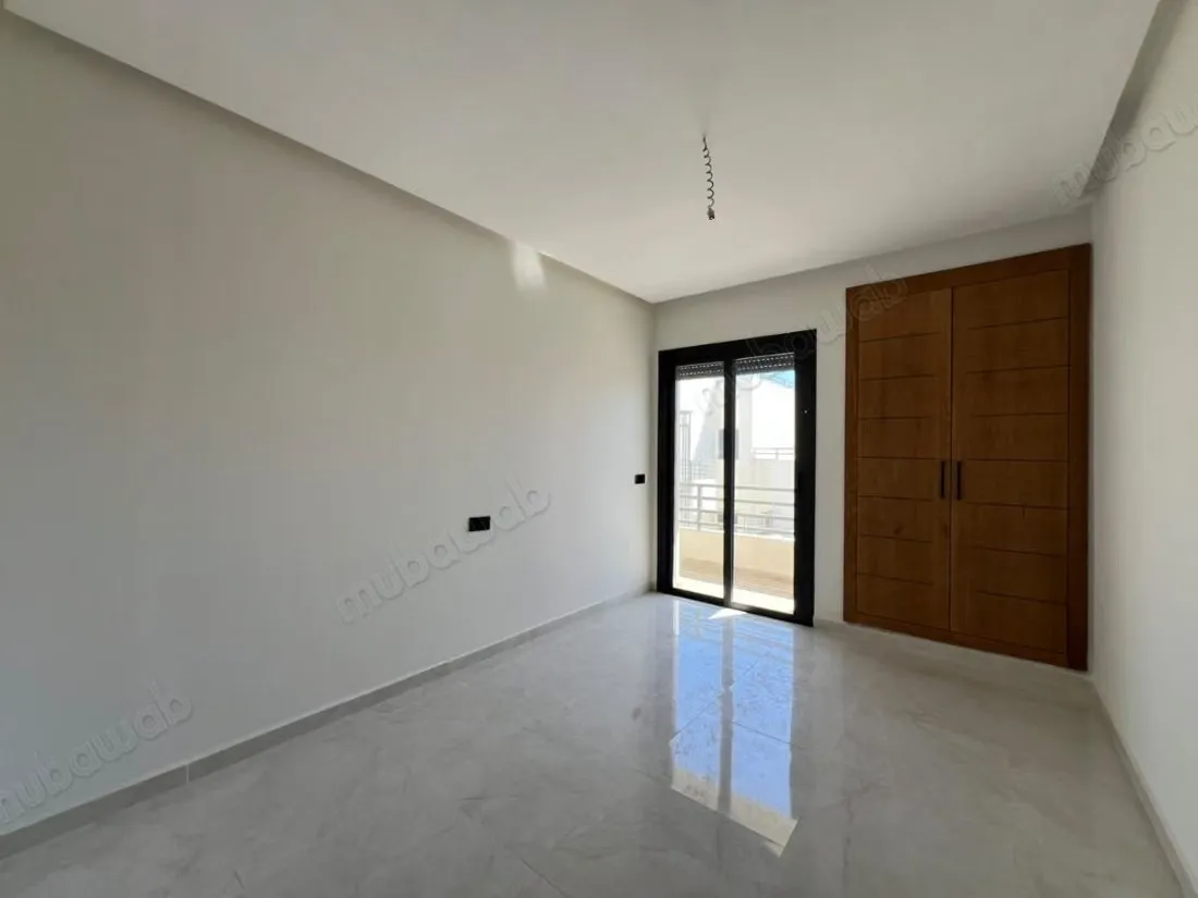 Appartement non meublé jamais habité - طنجة (3)
