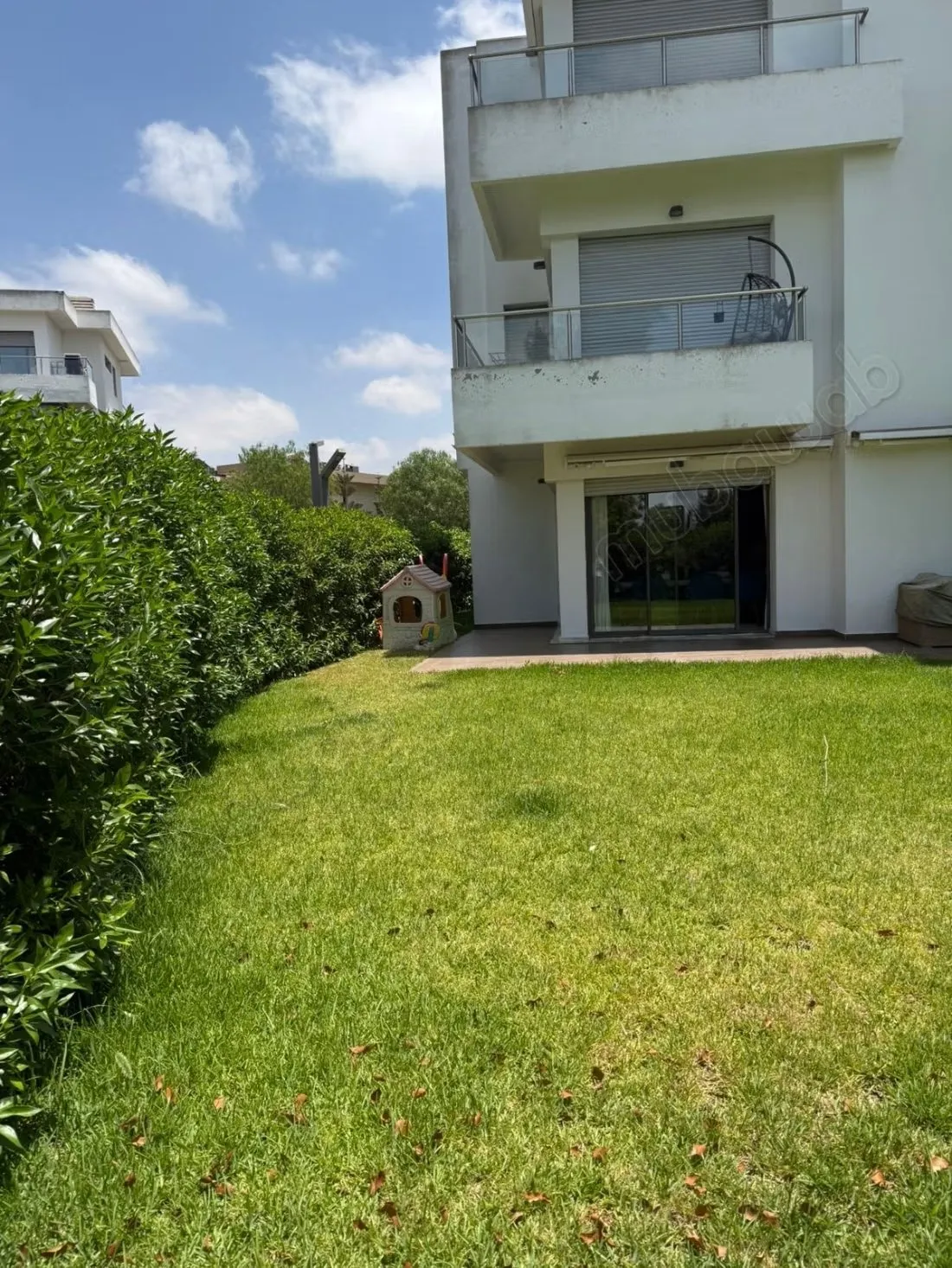 Coquet appt rez de jardin bouskoura ville verte - بوسكورة (3)