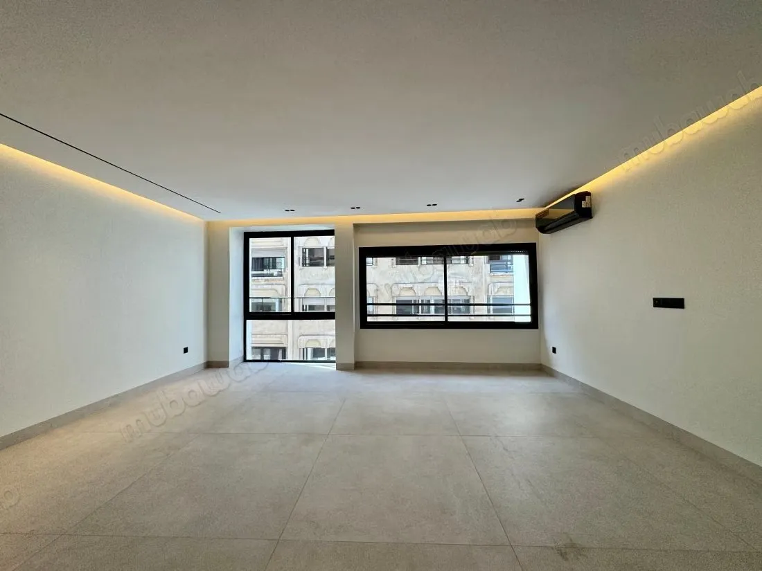 Molière – Très bel appartement à louer - الدار البيضاء (2)