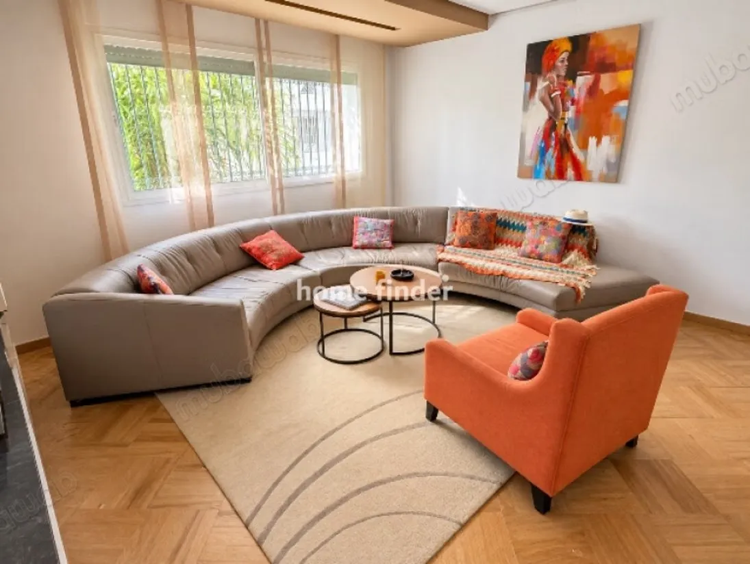 Appartement meublé à louer sur Palmier 
211 m² - الدار البيضاء (3)