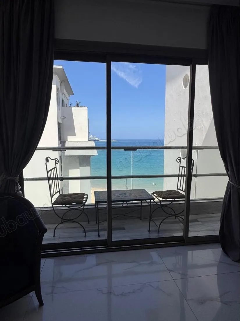Apparement sur la corniche - طنجة