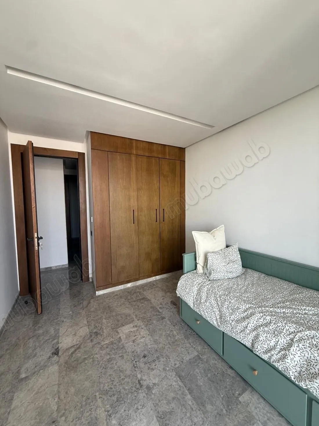 À louer – appartement neuf meublé, ferme bretonne - الدار البيضاء (3)