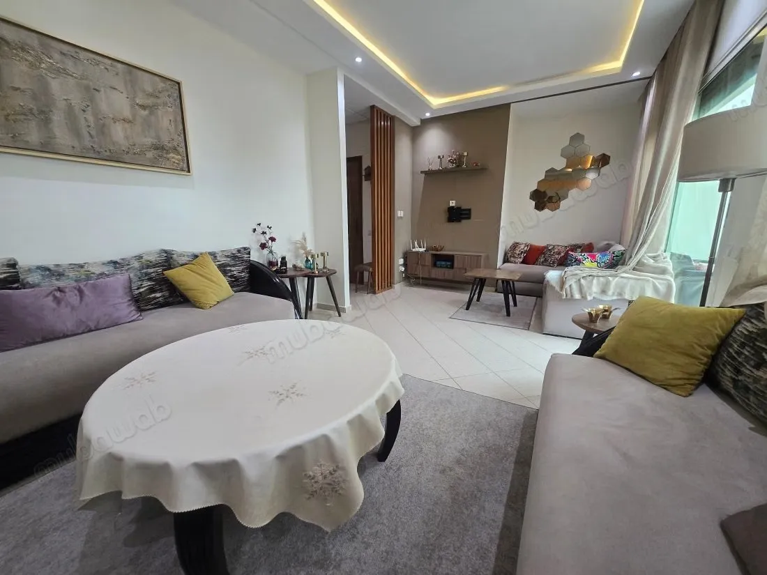 Très bel appartement en location à Beauséjour. 
2 belles cha... - الدار البيضاء (3)