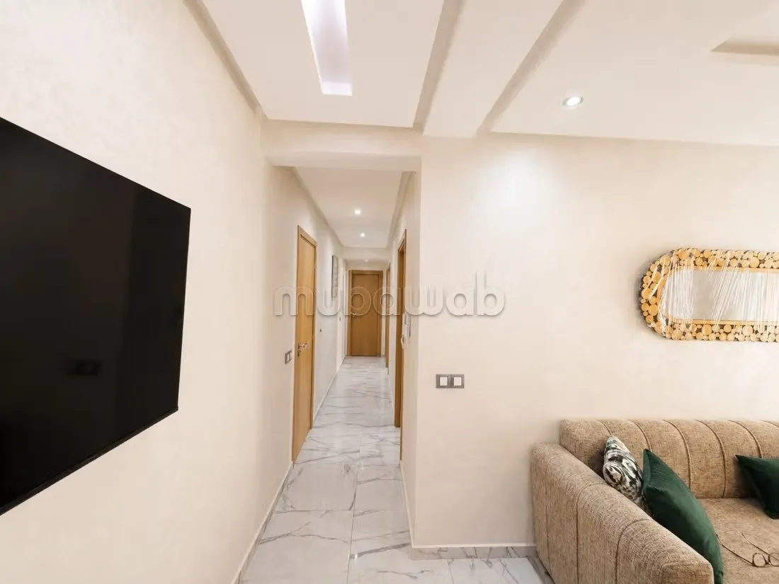 Appartement F3 meublé neuf à louer sur diour jamae - الرباط (2)