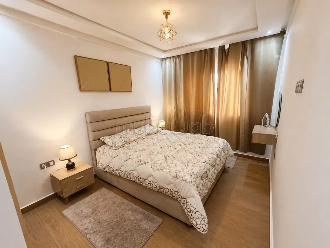 Appartement F3 meublé neuf à louer sur diour jamae - الرباط (3)