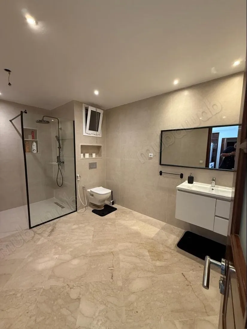 À louer, magnifique appartement meublé situé à Agdal - الرباط (3)