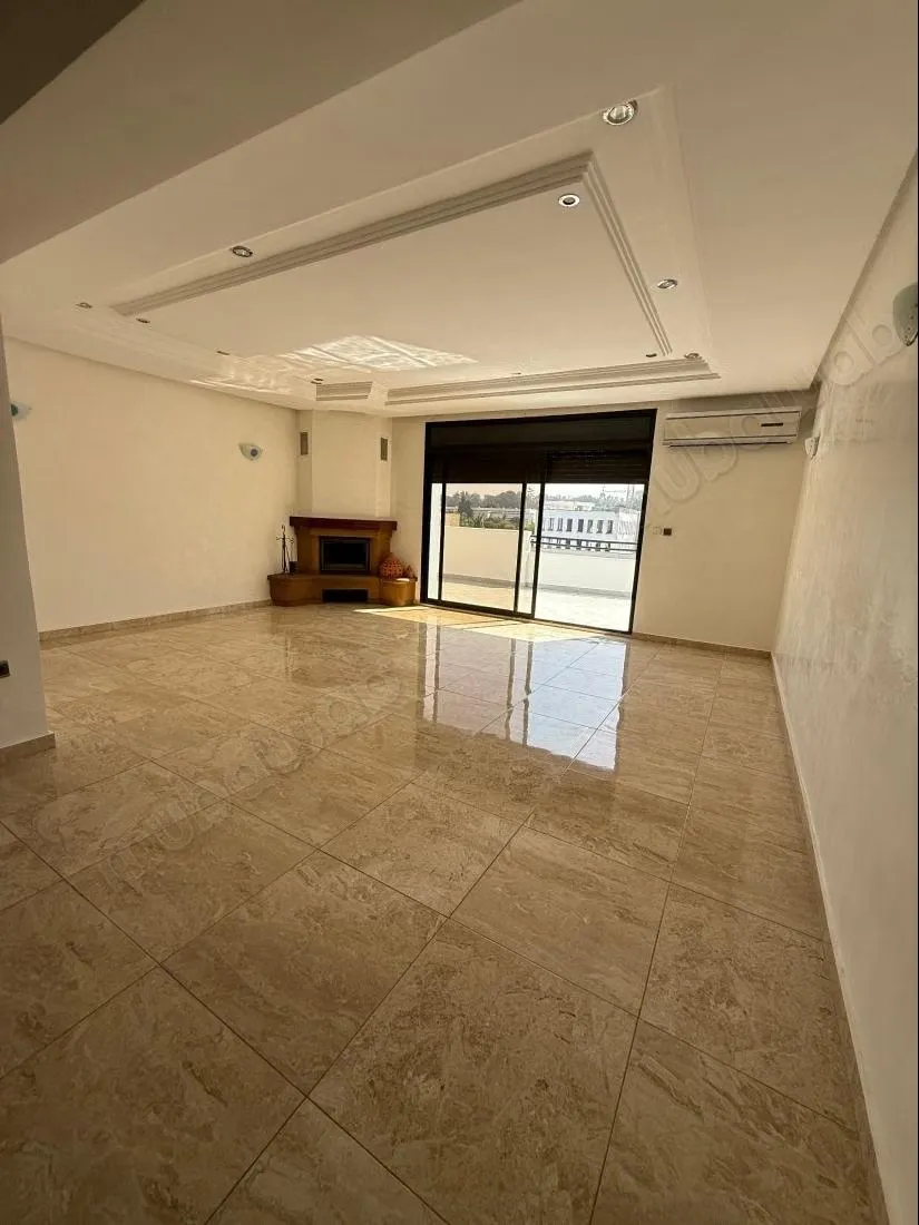 Appartement à louer au 16novembre agdal. 4 grandes pièces. A... - الرباط