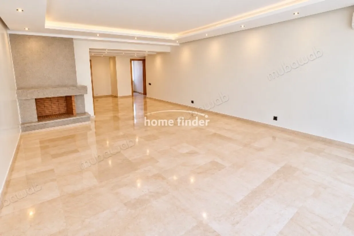 Appartement à louer au triangle d'Or 152 m² - الدار البيضاء
