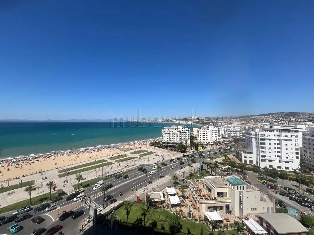 Plage juste en face - طنجة (2)