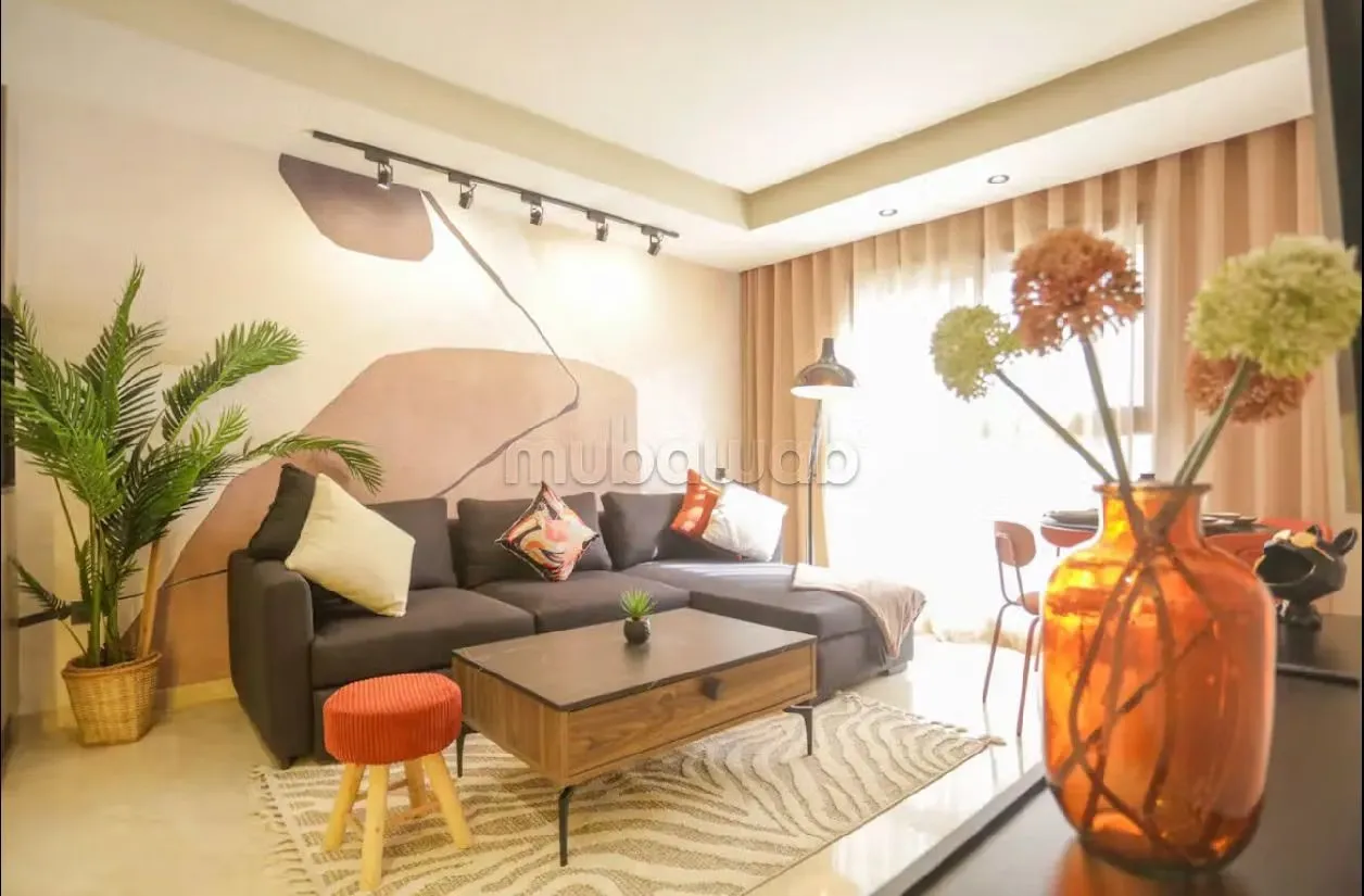 Appartement ensoleillé avec balcon dans le quartier animé de... - الدار البيضاء