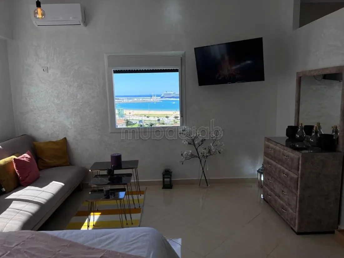 Vue mer moderne en plein centre ville - طنجة (2)