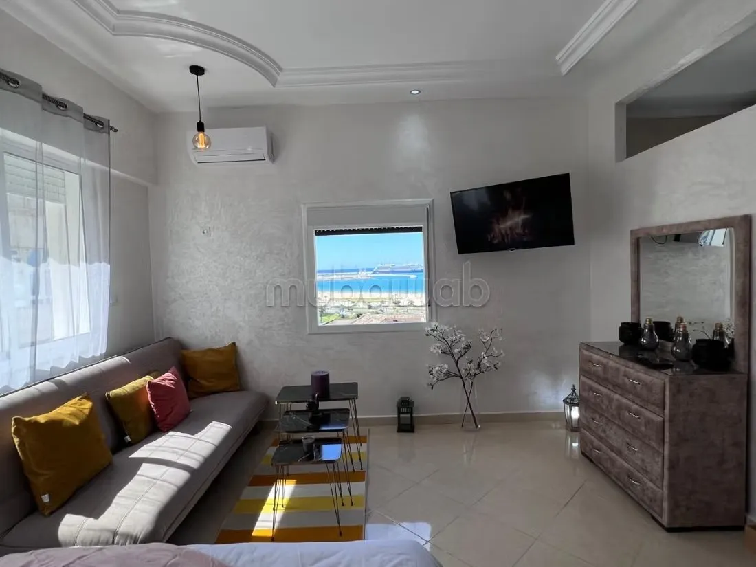 Vue mer moderne en plein centre ville - طنجة (3)