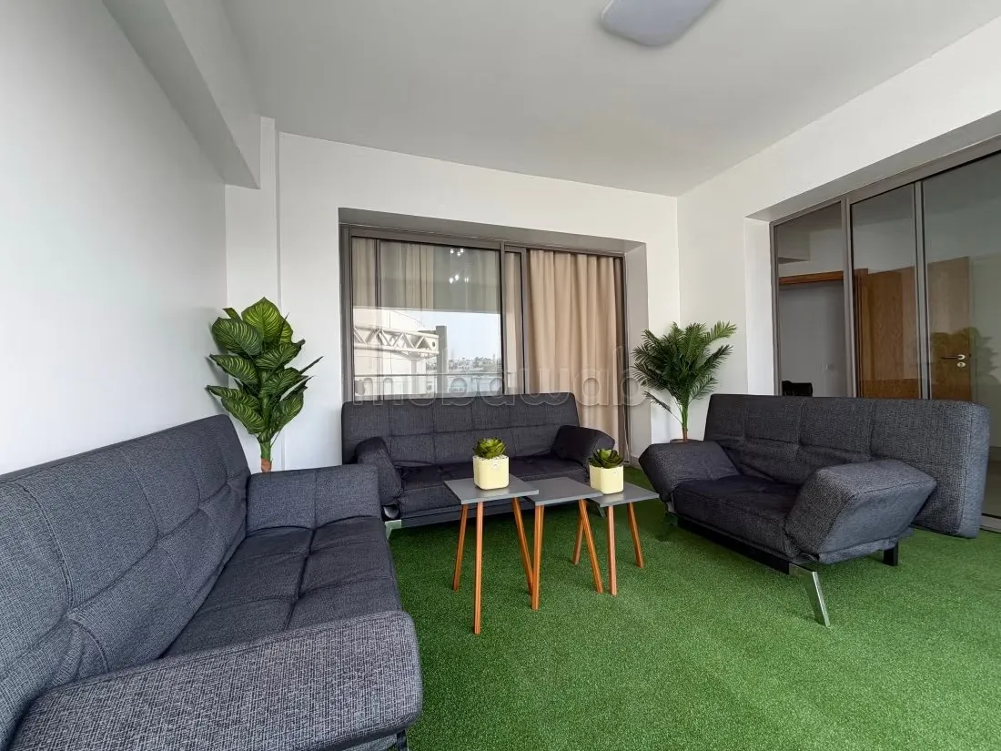 Location d'un appartement à Talborjt. 6 grandes pièces. Port... - أكادير (3)