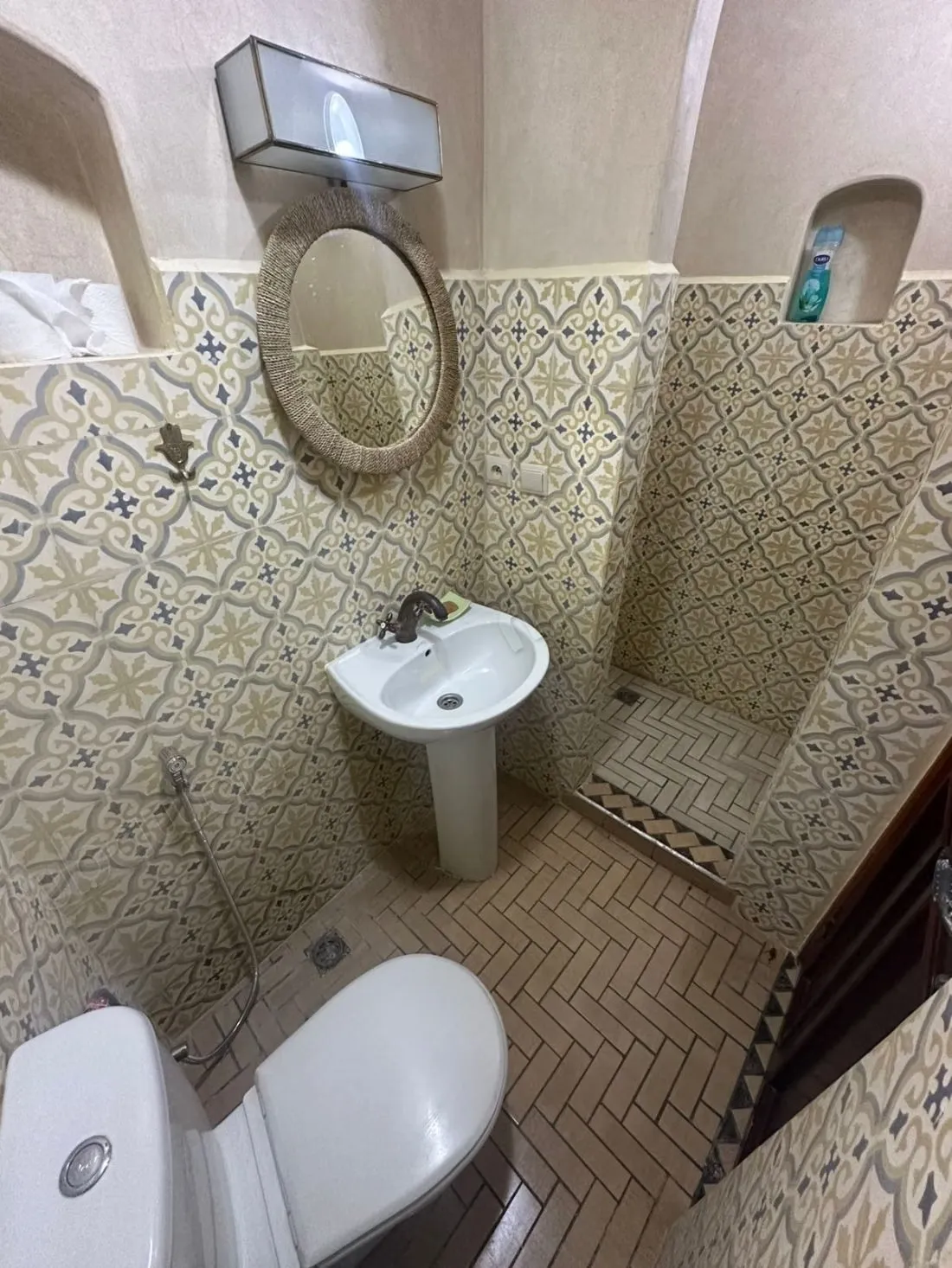 Location saisonnière à Bab Enzh. Surface de 56 m². Porte bli... - الصويرة (2)