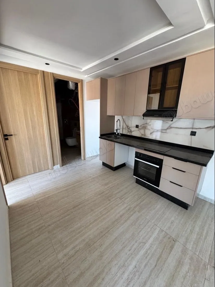 Bel appartement à vendre à Ain Mezouar.
Superficie 57 m².
Me... - مراكش (3)