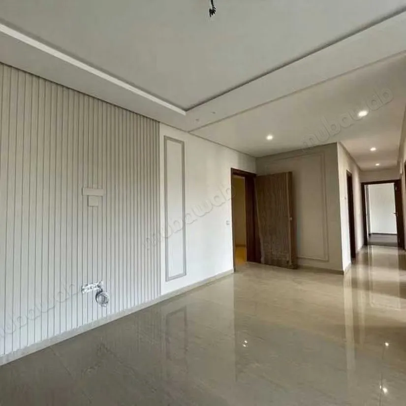 Appartement à Vendre de 117.0 m² à Casablanca, Oasis - الدار البيضاء (2)