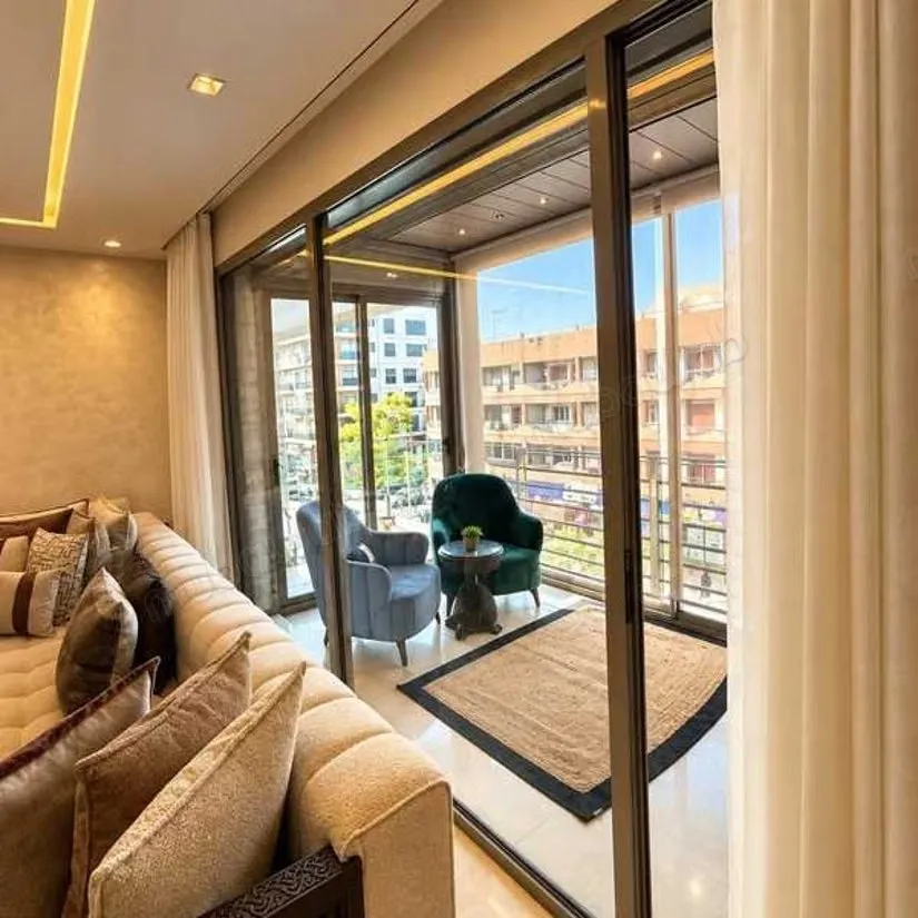 Appartement à Vendre de 181.0 m² à Casablanca, Oasis - الدار البيضاء (3)