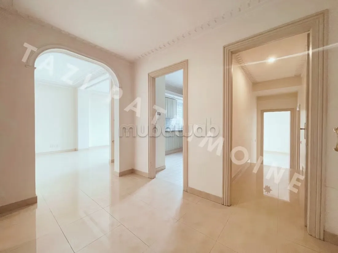 A vendre RDC 2 chambres avec cour a racine - الدار البيضاء