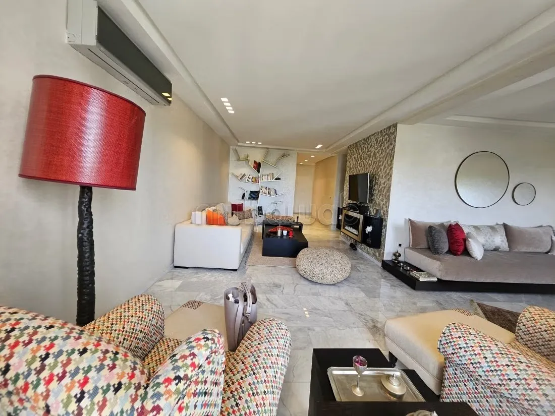 Appartement à l'achat à Régie Tabac. 5 grandes pièces. Air c... - الدار البيضاء