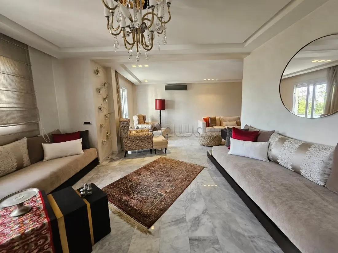 Appartement à l'achat à Régie Tabac. 5 grandes pièces. Air c... - الدار البيضاء (3)
