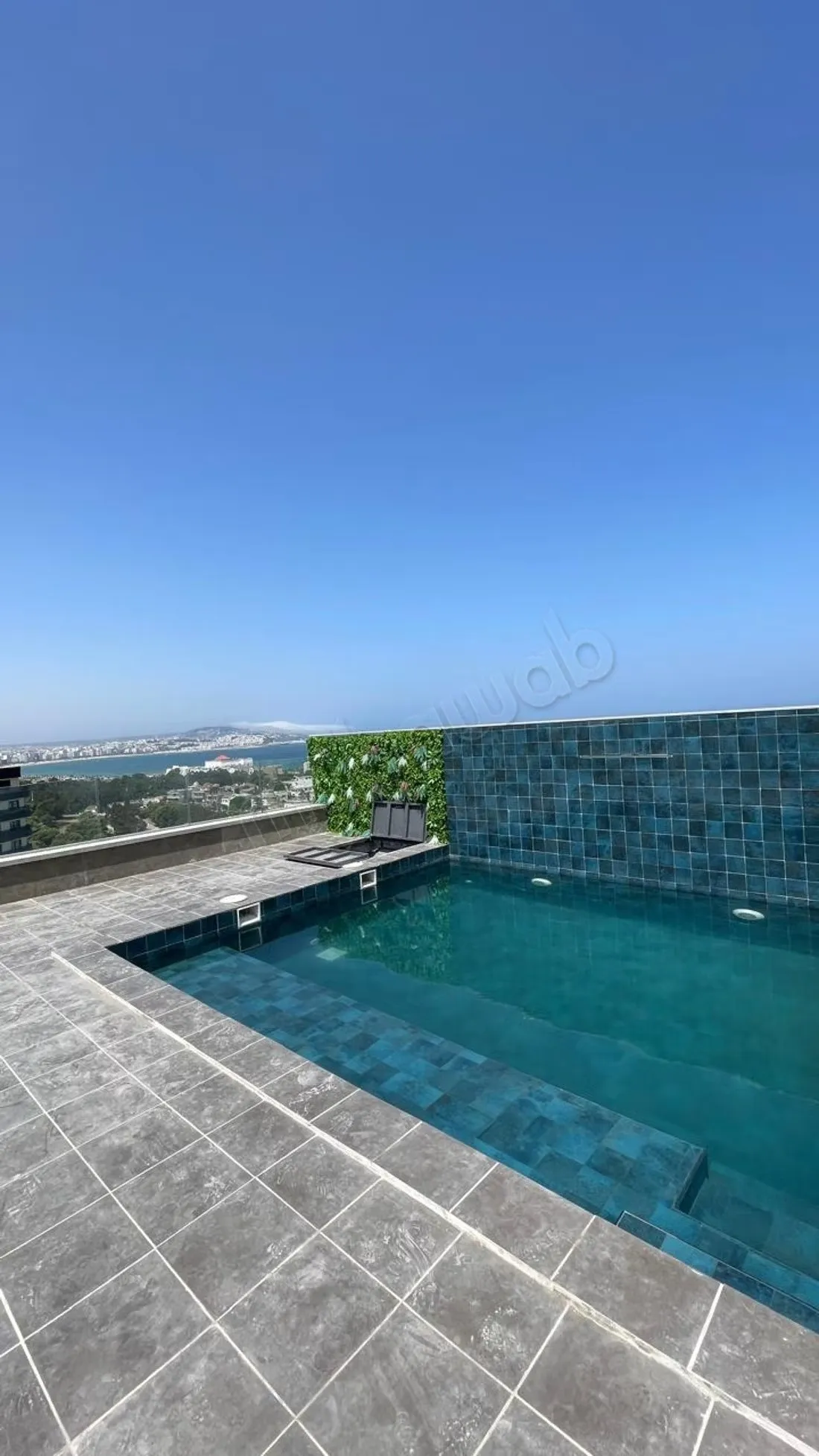 Appartement haut standing à MALABATA HILLS 256 m - طنجة (2)
