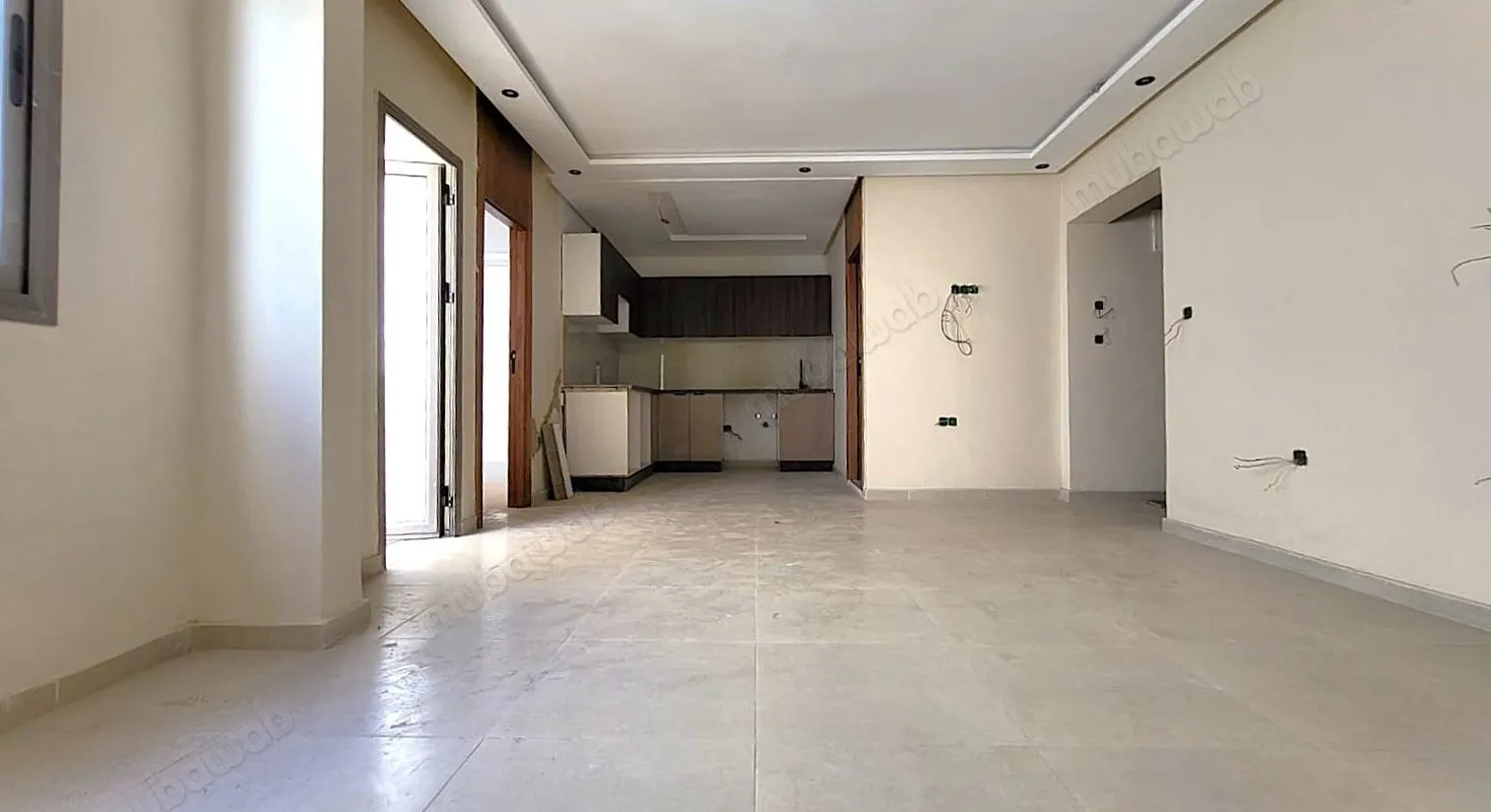 Studio Neuf 56m2 2è étage Balcon Palmier - الدار البيضاء