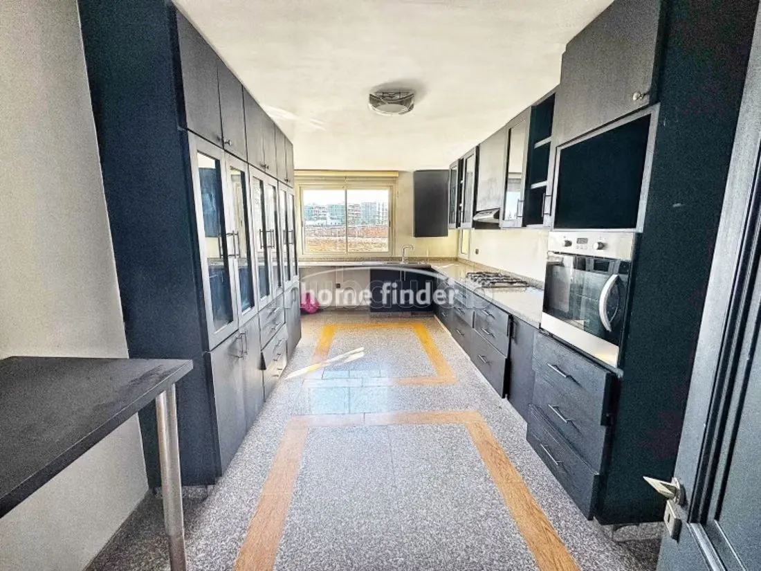 Appartement à vendre sur Ain Diab 169 m² - الدار البيضاء (3)