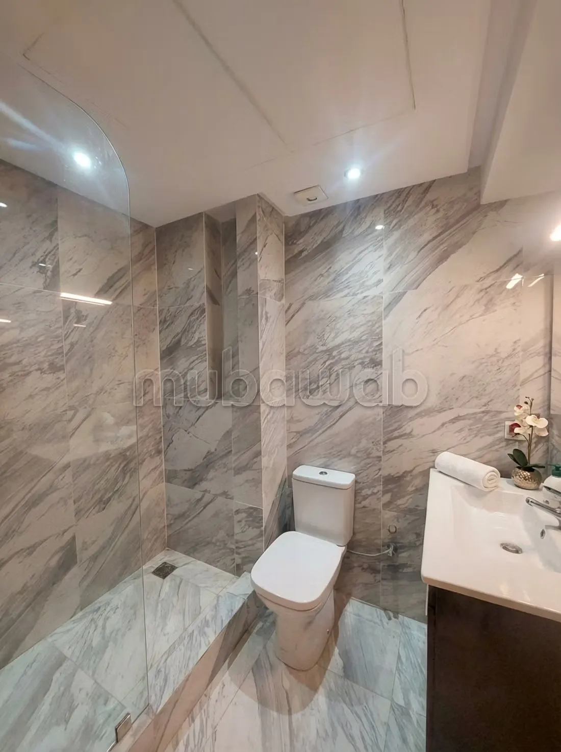 Joli appartement presque neuf à Ferme Bretonne - الدار البيضاء (2)