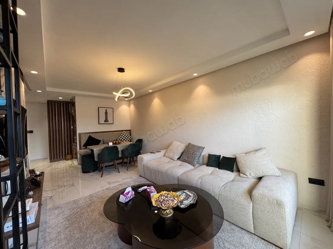Vend appartement à Maârif.
Superficie 99 m².
Bien meublé - الدار البيضاء (3)