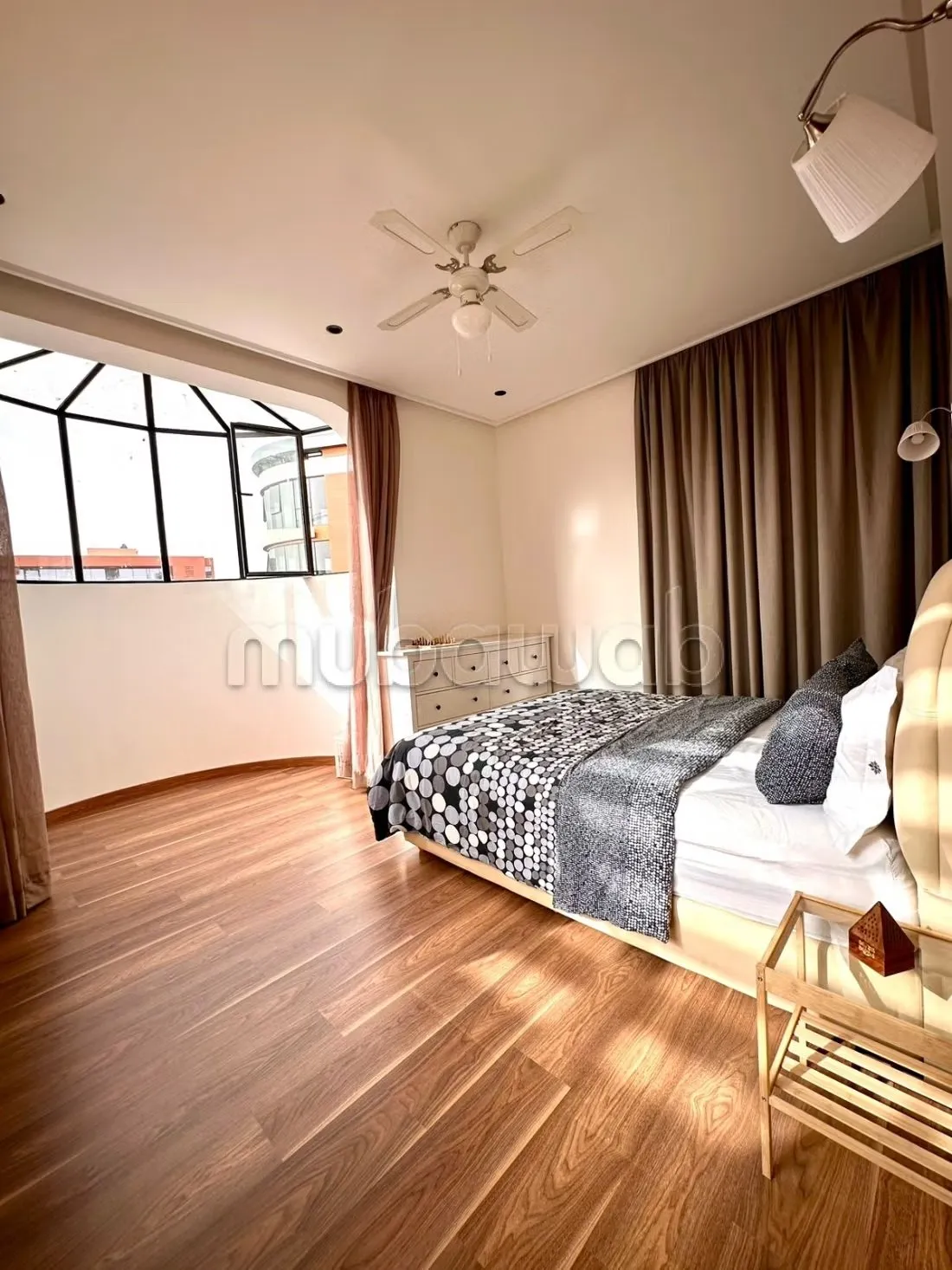 Appartement rénové haut standing au centre ville - مراكش (2)