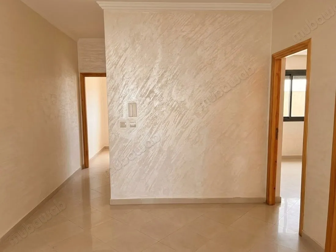 Appartement à l'achat à Ennajd. 3 pièces confortables. Terra... - الجديدة