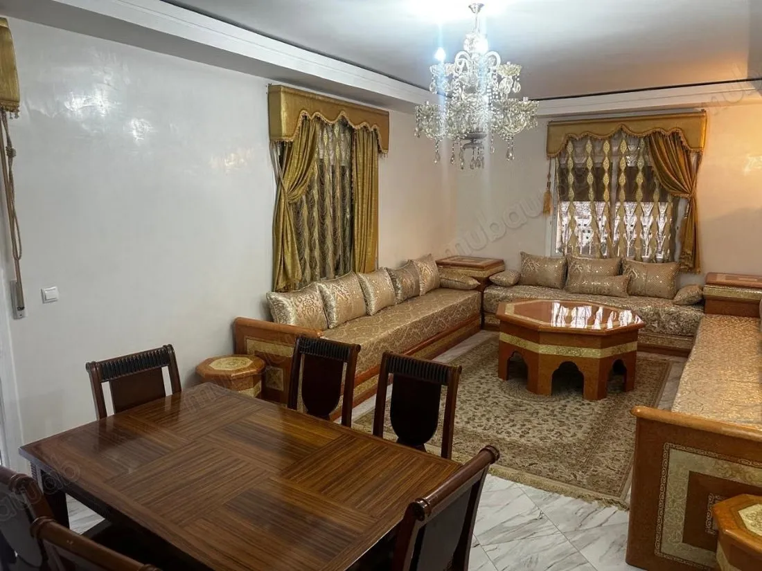 Appartement meublé à vendre 94m²
22m² terrasse - طنجة