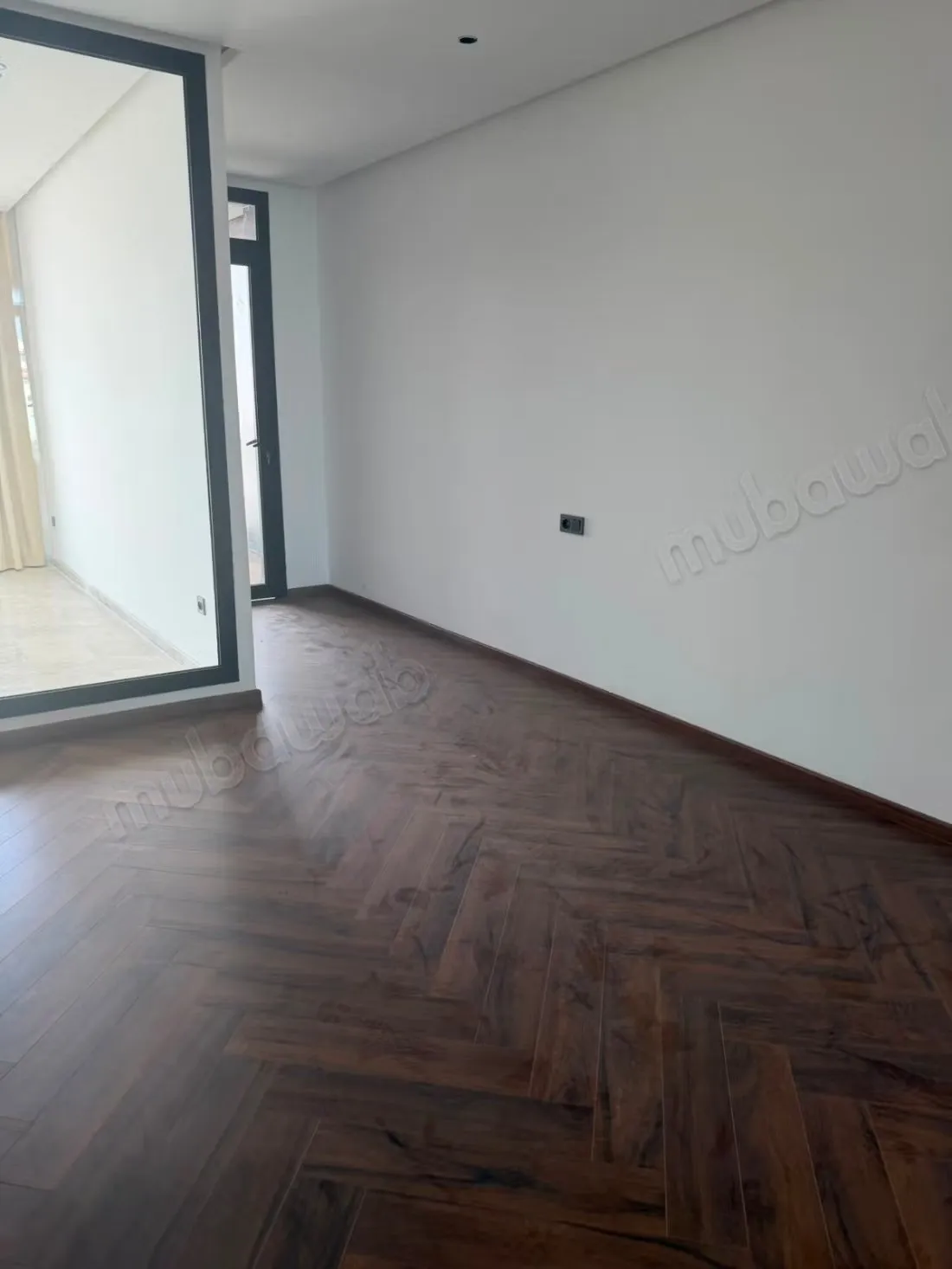 Superbe studio vide neuf sans vis à vis a louer - الدار البيضاء (2)