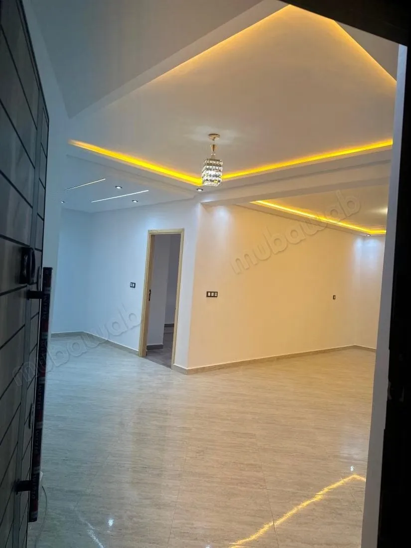 Location d'un appartement à Béni Mellal. 1 Pièce. Vue sur le... - بني ملال