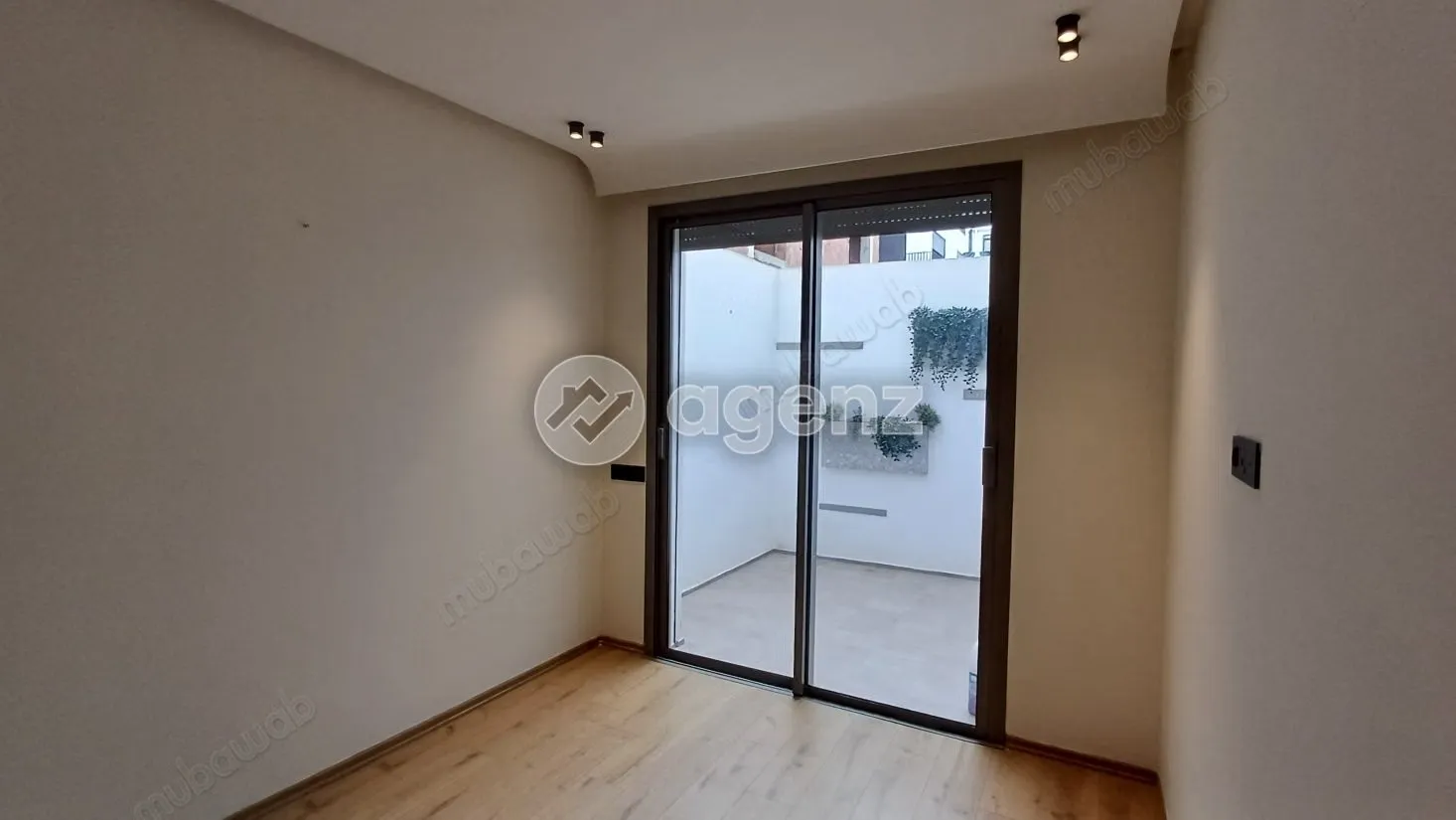 Studio à louer 50 m² 
Les princesses 
Casablanca - الدار البيضاء (2)
