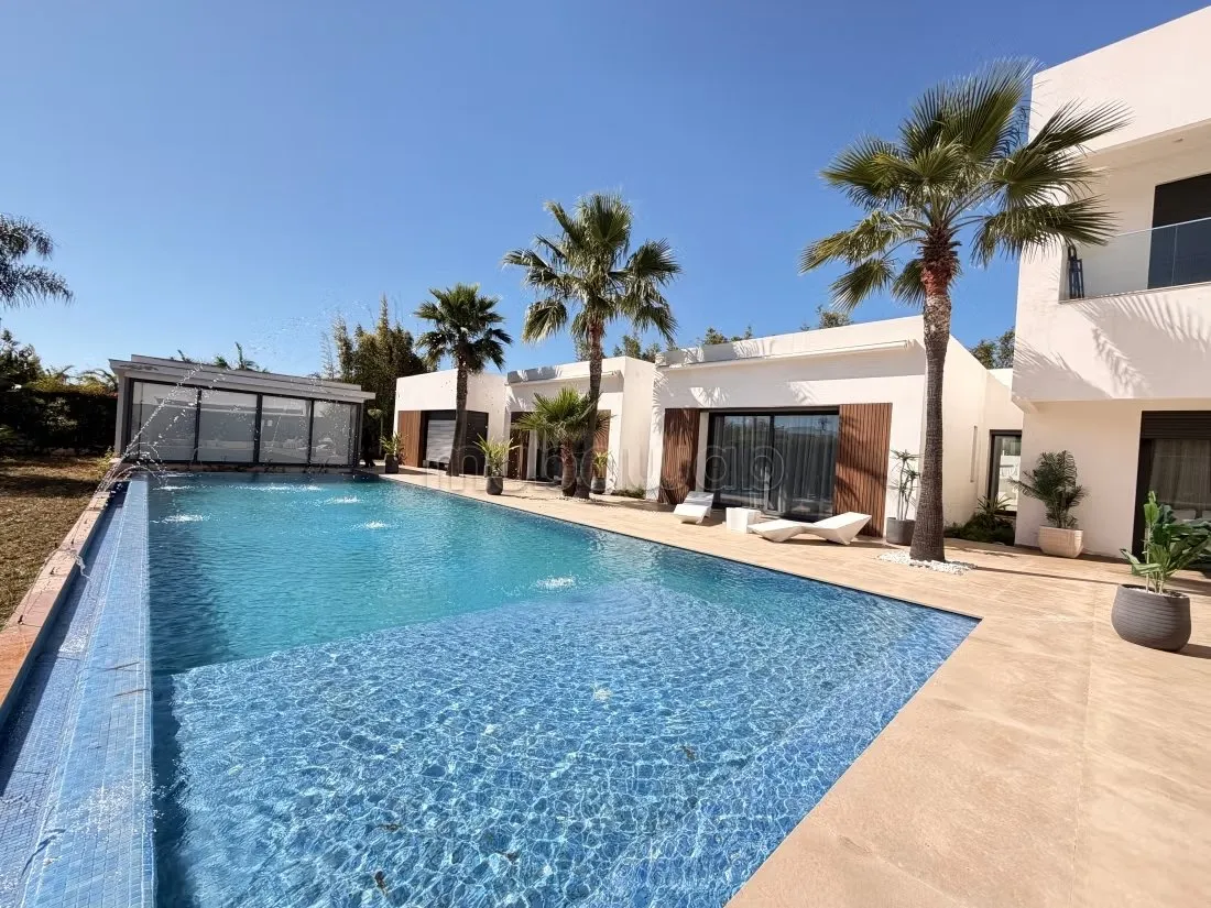 Très belle villa à vendre Souissi rabat - الرباط