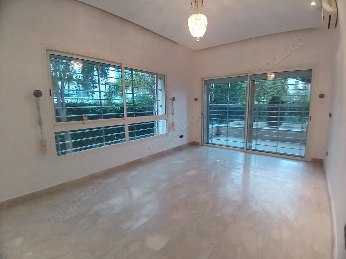Appartement à louer à Riyad. 6 grandes pièces. Porte blindée... - الرباط (2)