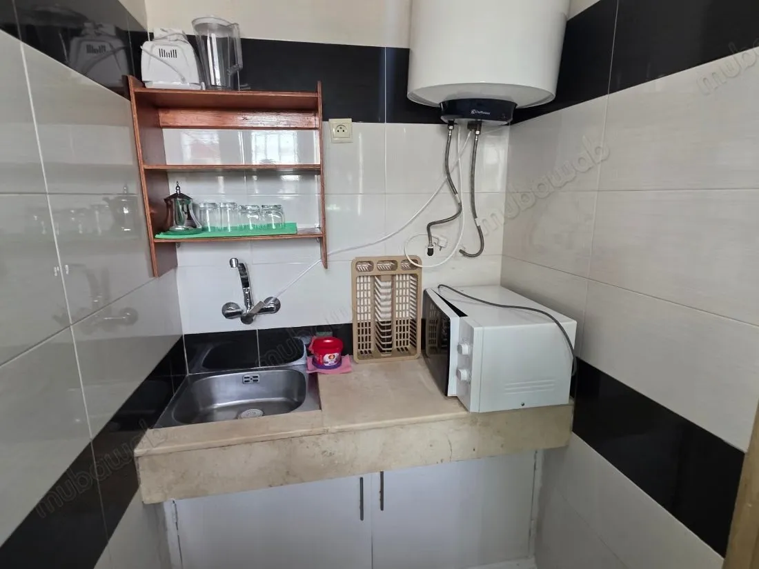 Studio meublé avec terrasse sur agdal 
rabat - الرباط (3)
