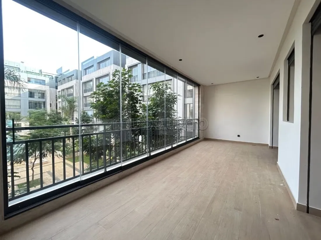 Duplex RDC 1er Neuf à louer Souissi - الرباط