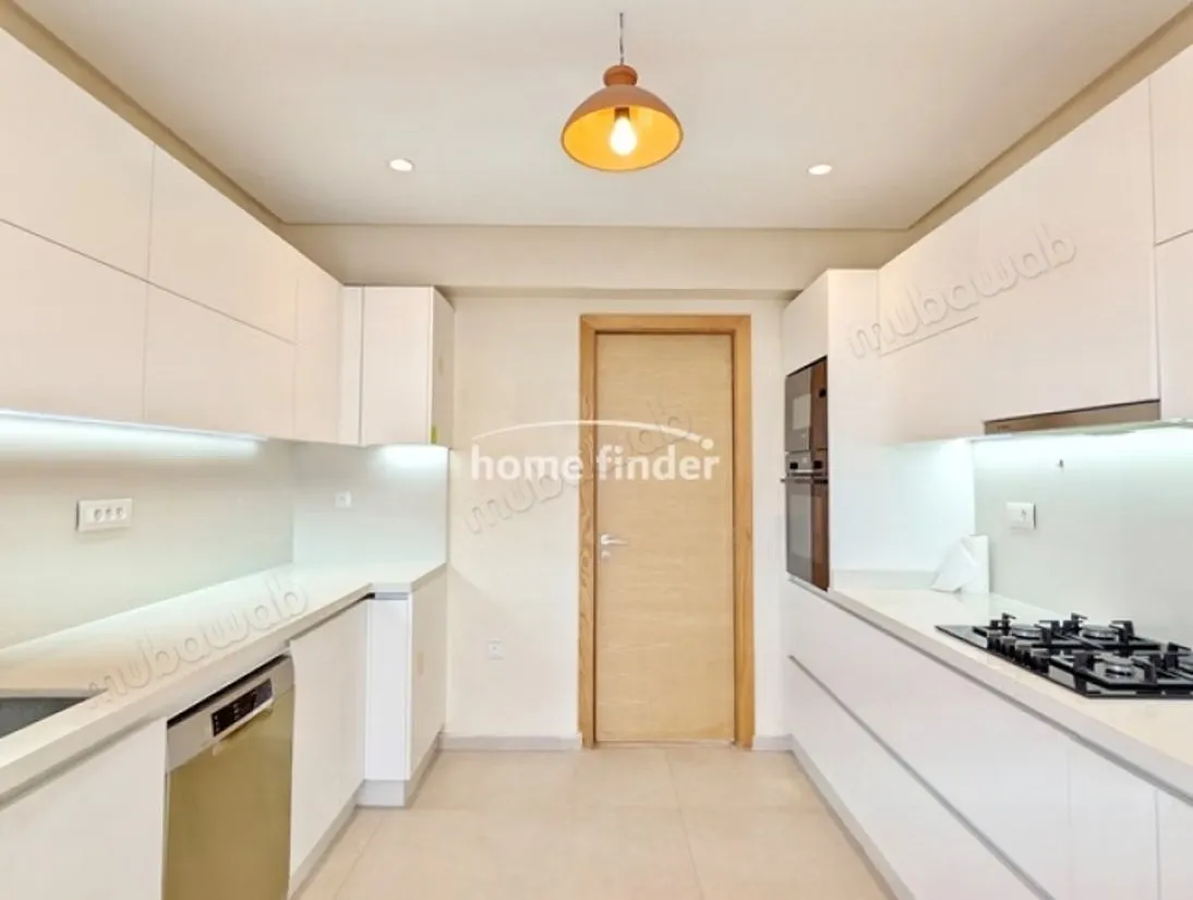 Appartement à louer sur Ville Verte 220 m² - بوسكورة (3)