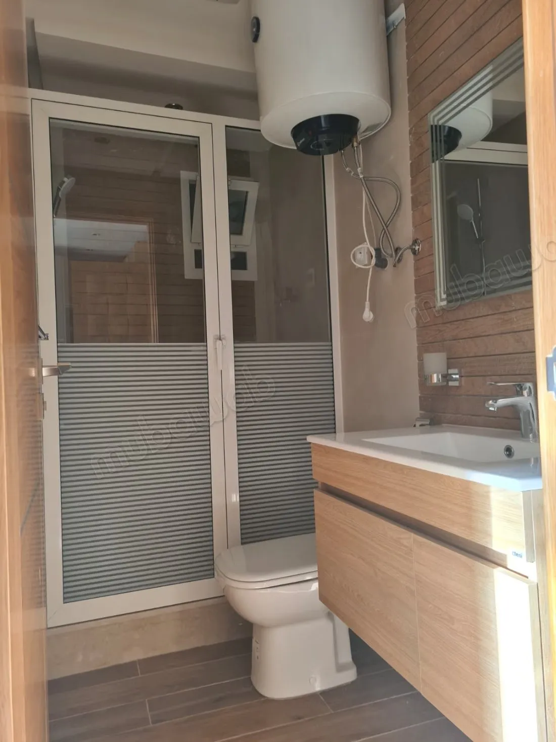 Très bel appart 2p vide avec terrasse - الرباط (2)