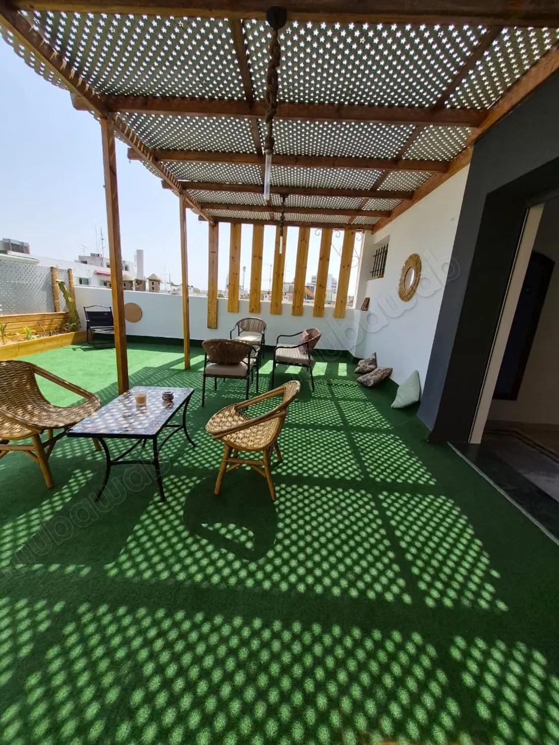 Appartement standing meublé avec grande terrasse - الرباط (2)