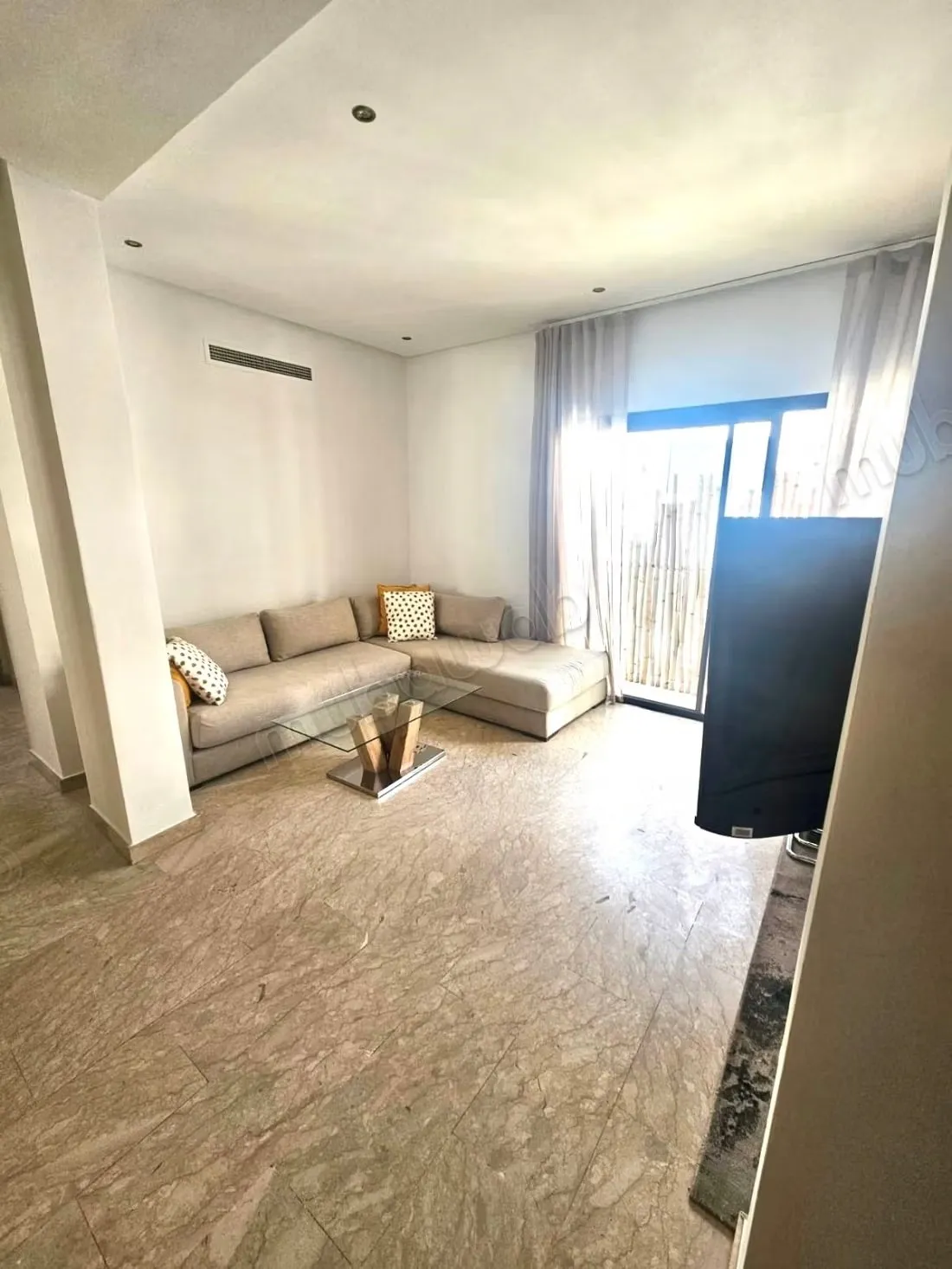 Très bel appartement en location à Bourgogne Ouest. 
Surface... - الدار البيضاء