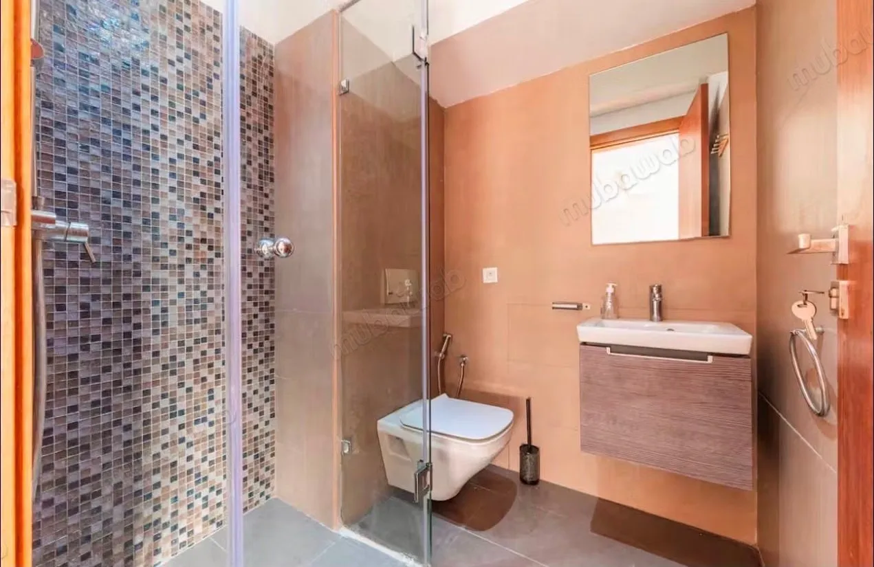 Superbe appartement à louer à Les princesses. 
1 Pièce. 
Bie... - الدار البيضاء (2)