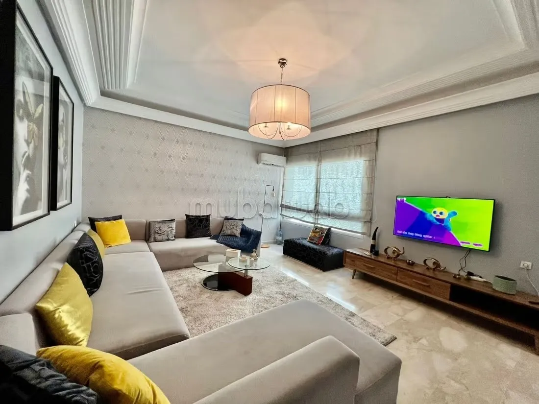 Très bel appartement en location à Val Fleury.
Surface total... - الدار البيضاء